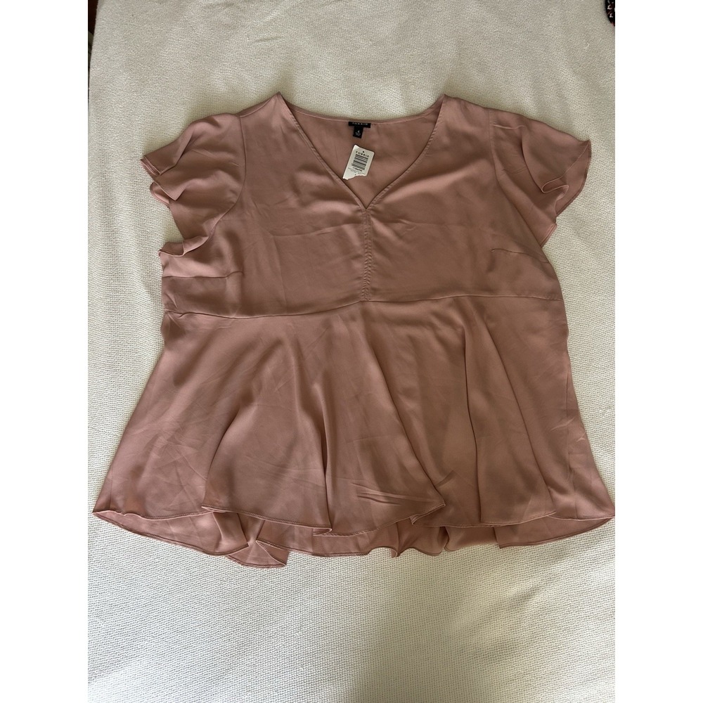 NWT Torrid Blush Pink Peplum Babydoll VNeck Short Sleeve Top Blouse Size 4 - Picture 3 of 6